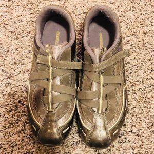 Skechers Athletic shoe